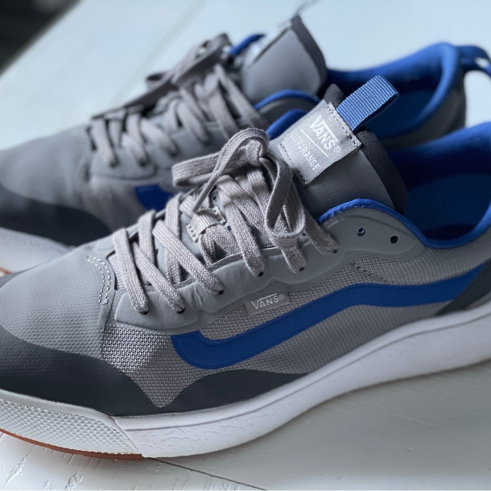VANS Ultrarange Men’s size 11 shoes